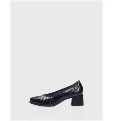 PITILLOS..1681..SALON..TACON,BAJO