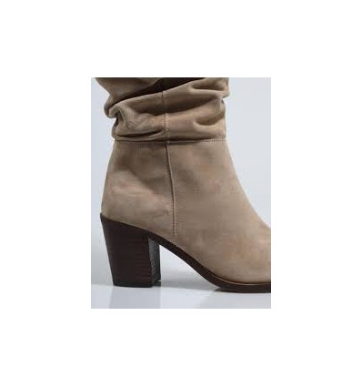 BOTA ALTA ARRUGADA VESTIR ALPE