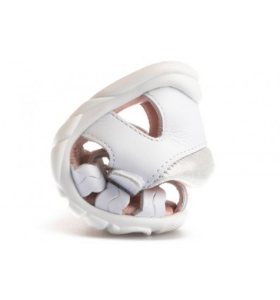 SANDALIA PABLOSKI PIEL NIÑA PUNTERA CUBI