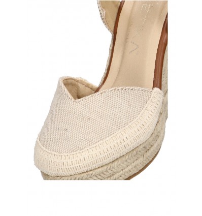 SANDALIA VALENCIANA BORDADO PUNTA LATERA