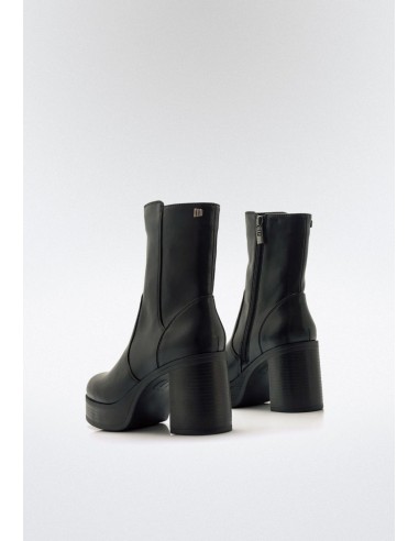 BOTIN JOVEN VESTIR MUSTANG